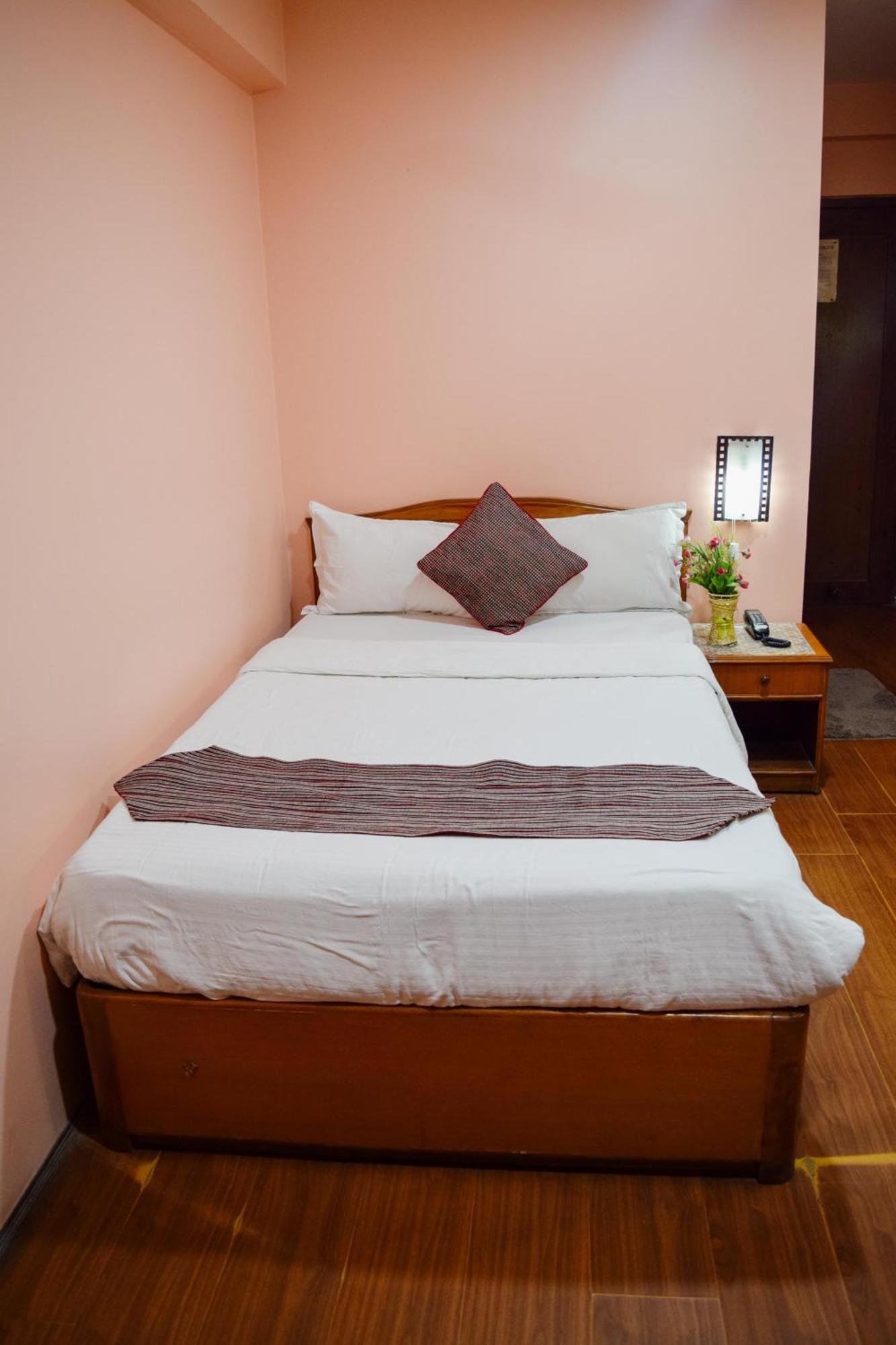 Kathmandu Prince Hotel Экстерьер фото