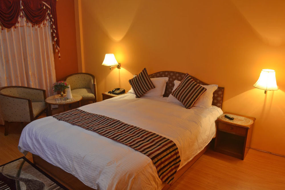 Kathmandu Prince Hotel Экстерьер фото