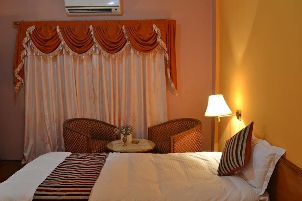 Kathmandu Prince Hotel Экстерьер фото
